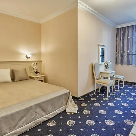 Apart-hotel Evergreen