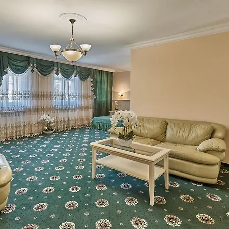Evergreen Apart-hotel KLV